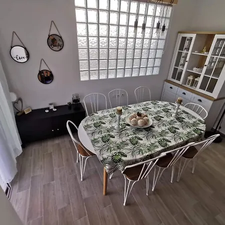 Blue View Zefiros 公寓